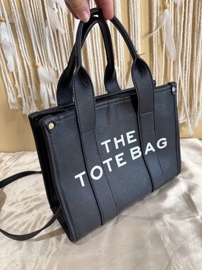 Toteme Black Leather 'THE TOTE BAG' Logo Tote